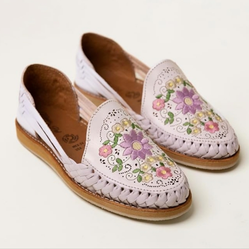 NIB Mexico en la Piel Handmade Leather Flat Sandals Embroidery Huaraches 😀